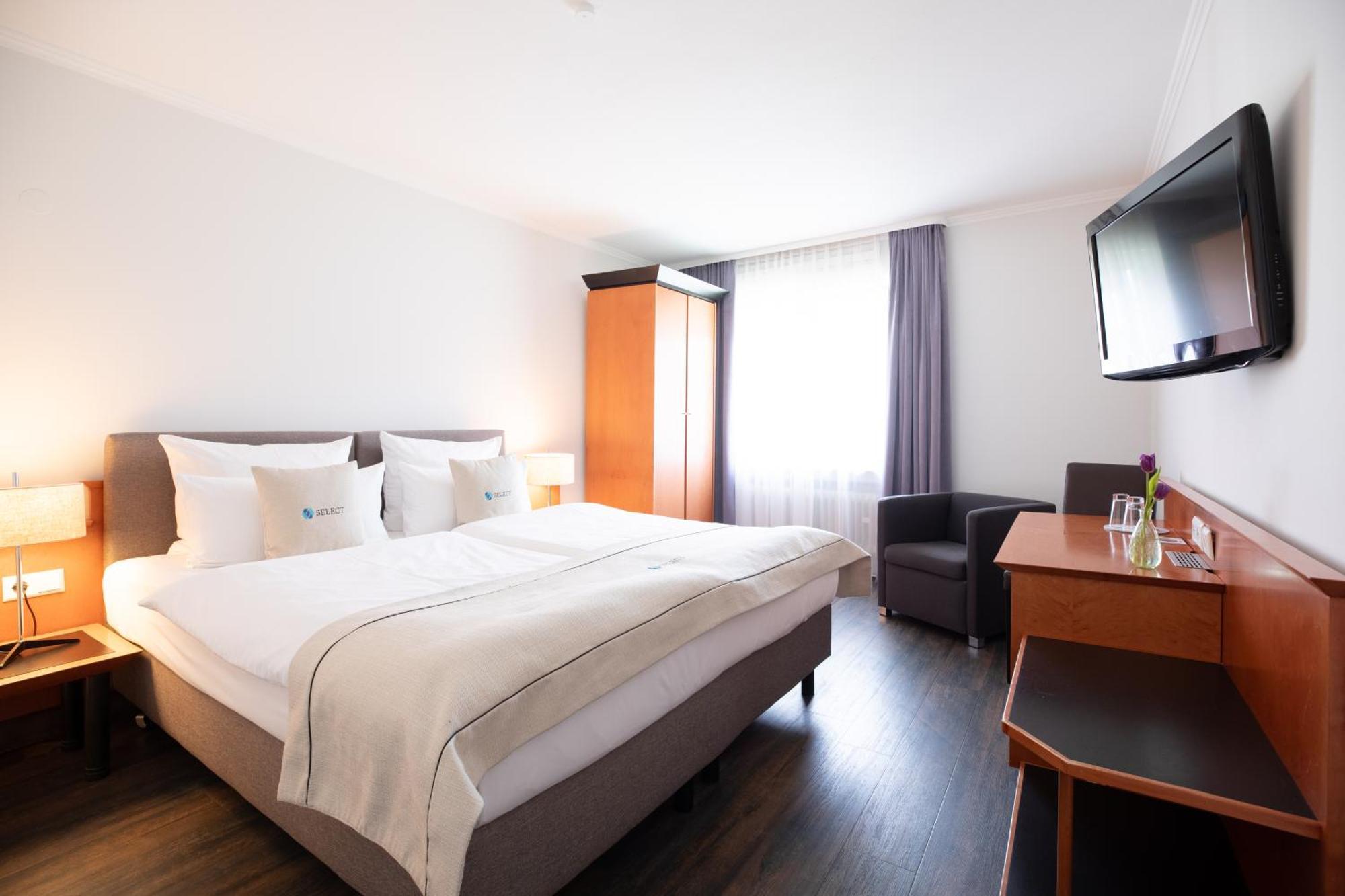 Select Hotel ฟรีดริชส์ฮาเฟน ภายนอก รูปภาพ