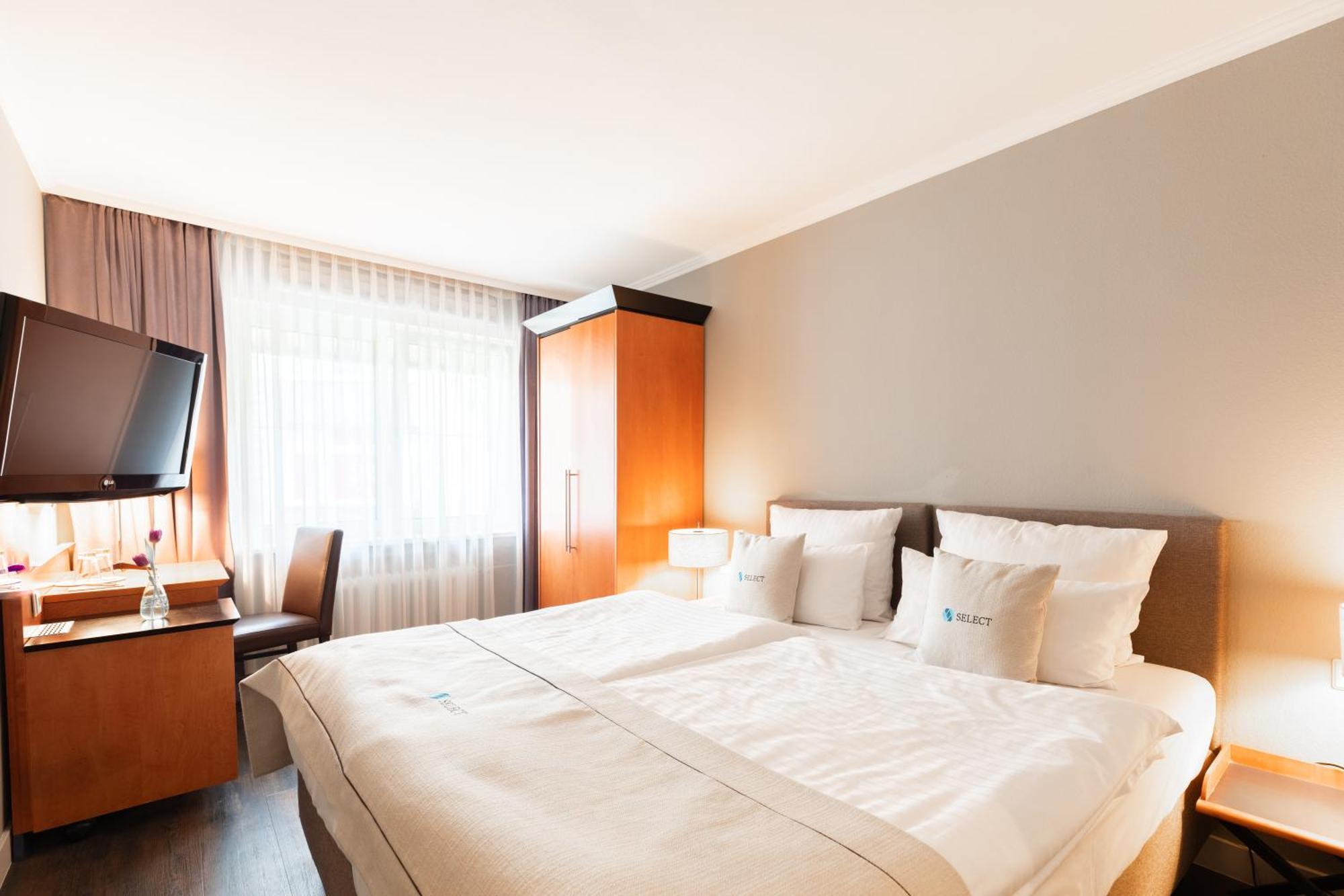 Select Hotel ฟรีดริชส์ฮาเฟน ภายนอก รูปภาพ