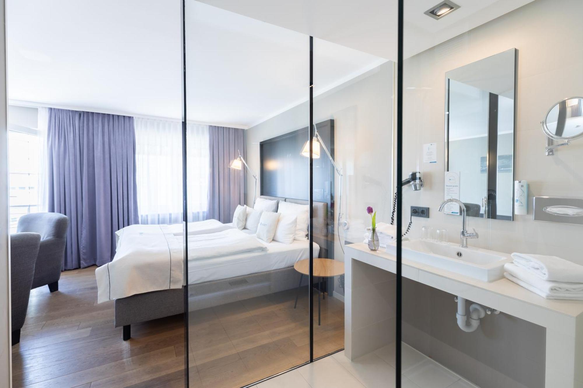 Select Hotel ฟรีดริชส์ฮาเฟน ภายนอก รูปภาพ