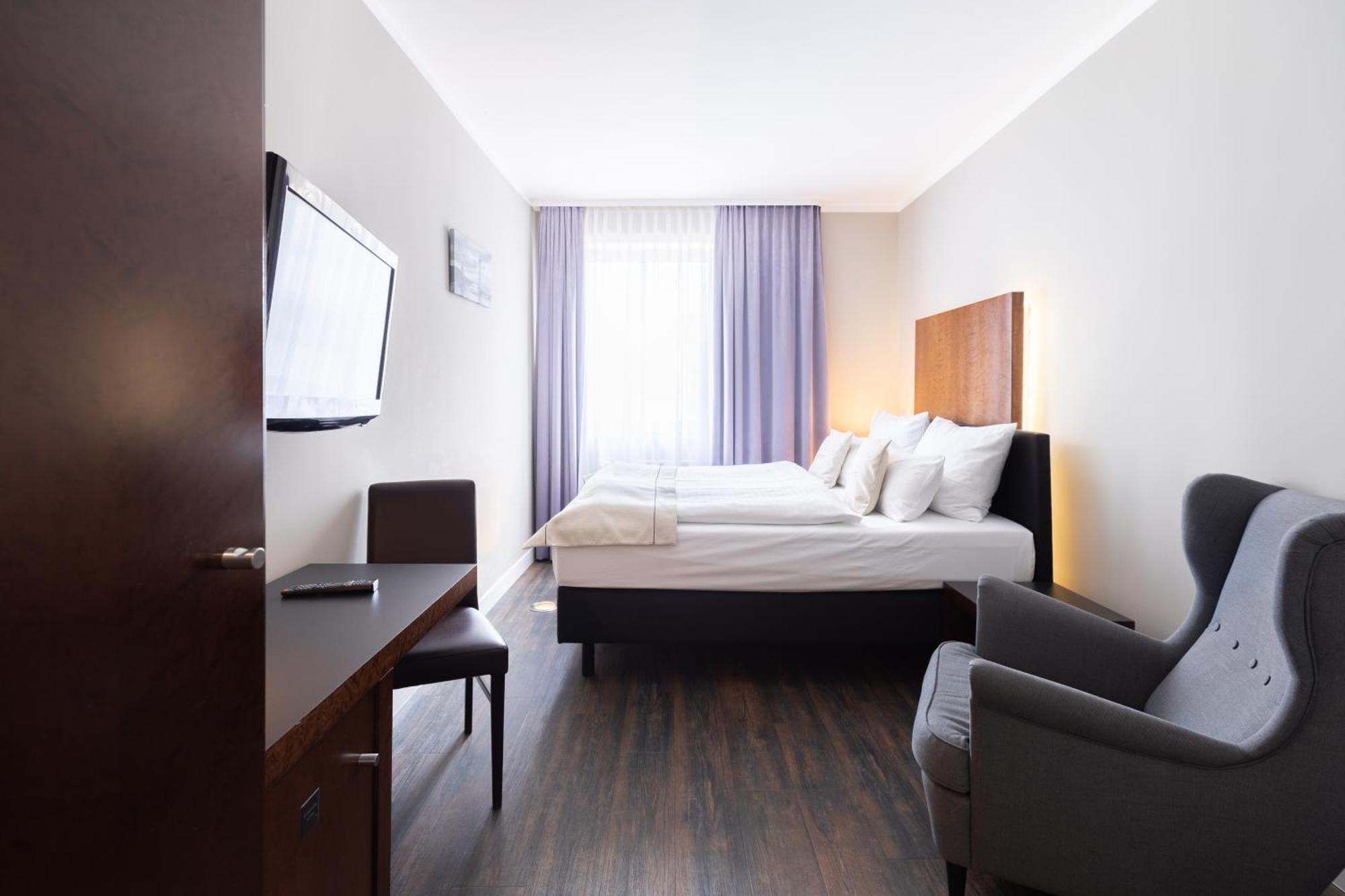 Select Hotel ฟรีดริชส์ฮาเฟน ภายนอก รูปภาพ