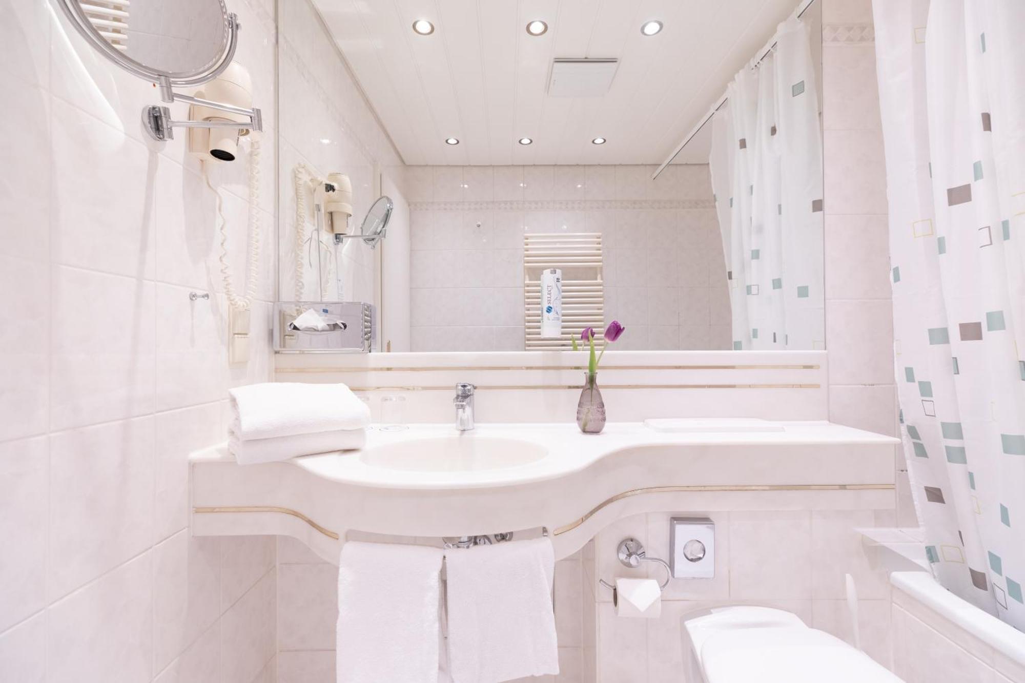 Select Hotel ฟรีดริชส์ฮาเฟน ห้อง รูปภาพ
